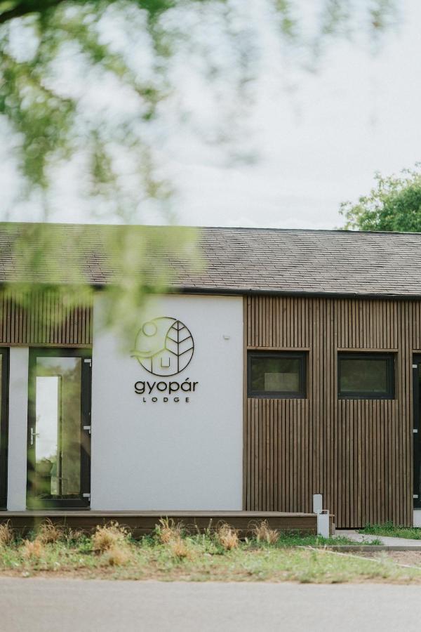 Gyopar Lodge - Gyoparosfuerdo โอโรชาซา ภายนอก รูปภาพ